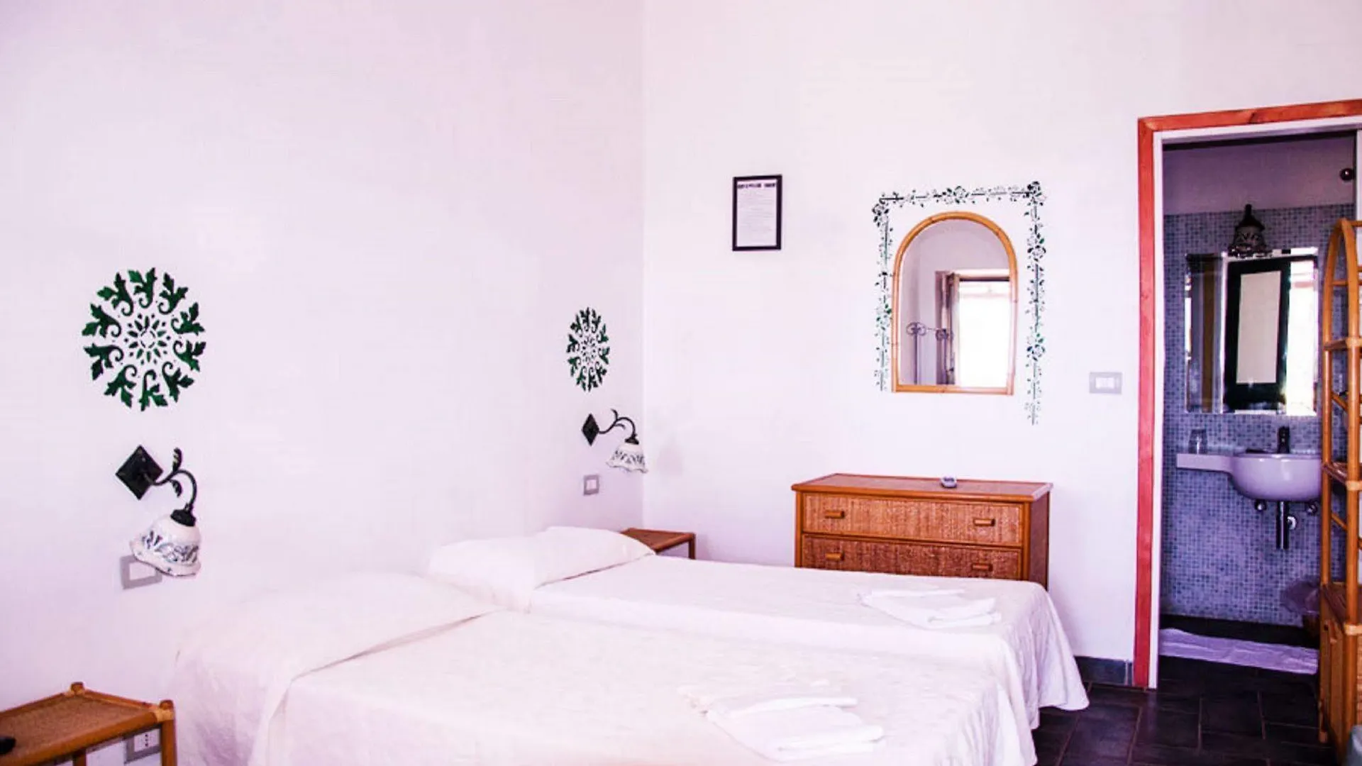 Affittacamere Villa La Rosa Pecorini Italia